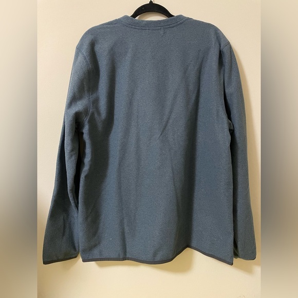 Land’s End Light Blue‎ Fleece Lined Button-Collar Sweater - L - Picture 6 of 9